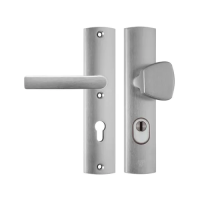 AXA Veiligheidsbeslag Curve Plus S-knop/ kruk Blok PC72 met kerntrekbeveiliging deurdikte 38 tot 56 mm SKG3 AXA Veiligheidsbeslag Curve Plus S-knop/ kruk Blok PC72 met kerntrekbeveiliging deurdikte 38 tot 56 mm SKG3