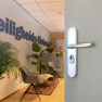 Hoppe Tokyo veiligheidsbeslag kruk/kruk - Aluminium F1 - PC55 met kerntrekbeveiliging (afgerond) - SKG*** Hoppe Tokyo veiligheidsbeslag kruk/kruk - Aluminium F1 - PC55 met kerntrekbeveiliging (afgerond) - SKG***
